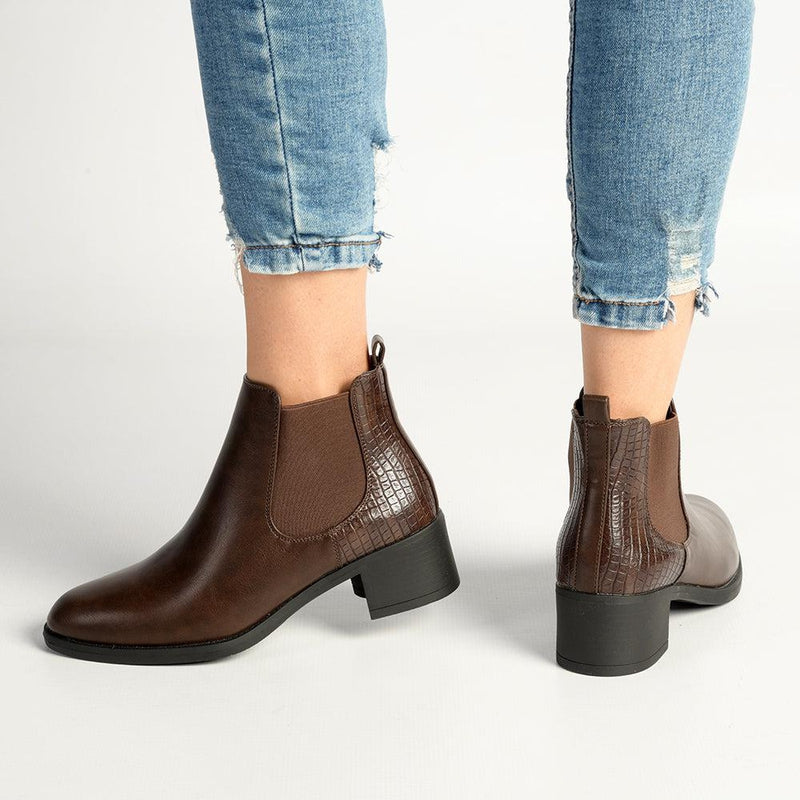 Madison Ali Gusset Boot- Chocolate