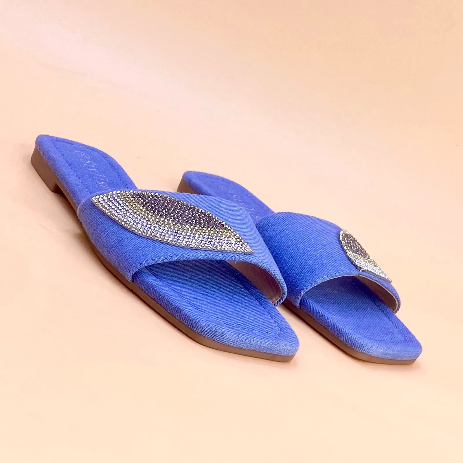 NEW , WOMEN SLIPPERS S3