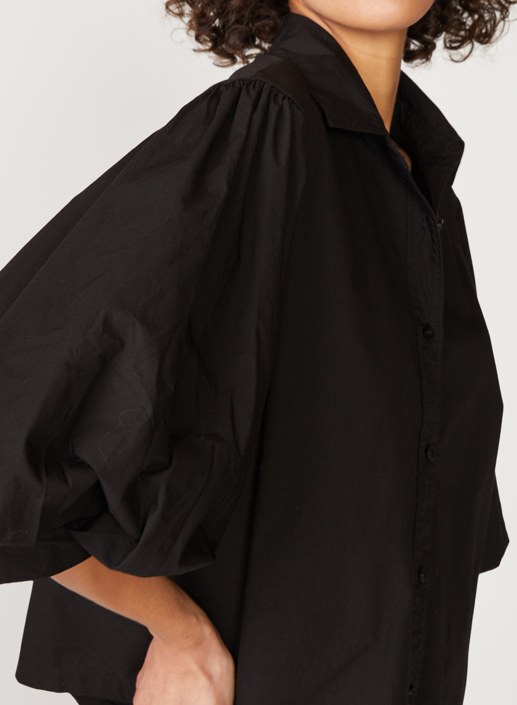 Structured Poplin Puff Sleeve Shirt in Black